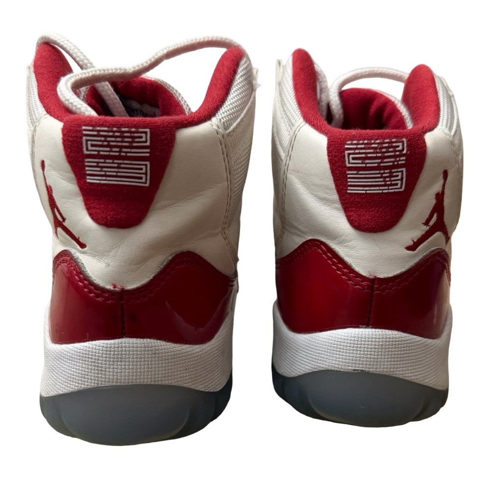 Jordan 11 2.5y High-Top Sneaker in White and Red - Picture 6 of 10
